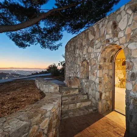 Villa Casa Grotto